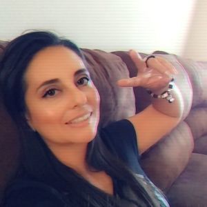 Meet your Posher, Myriam